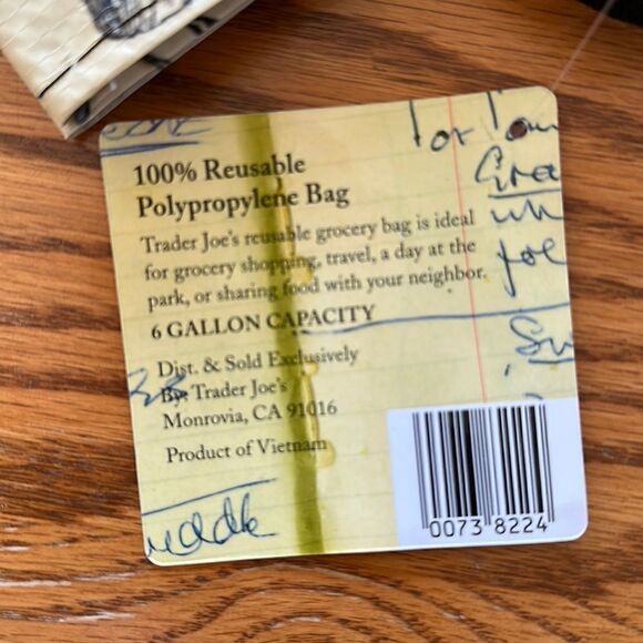 Trader Joe’s Plastic Reusable Shopping Tote Bag 6 Gallon Collectible Corn - Picture 15 of 15